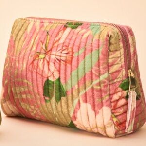 Powder UK Delicate Tropical Quilted Vanity Bag in candy washbag/make-up bag-NWT